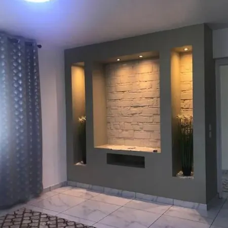 Apartamento Au Rdc D'une Maison Privas